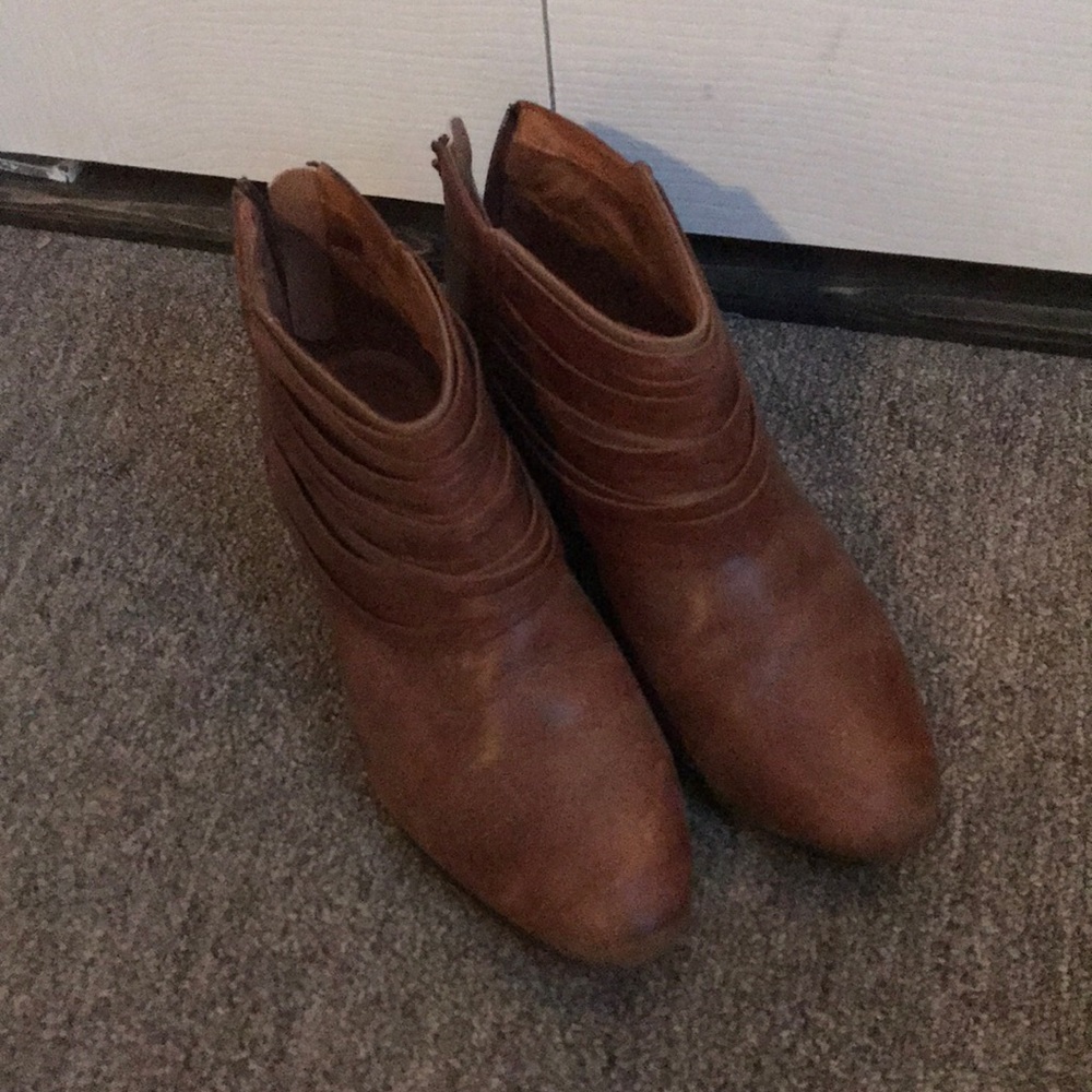 Clark’s booties